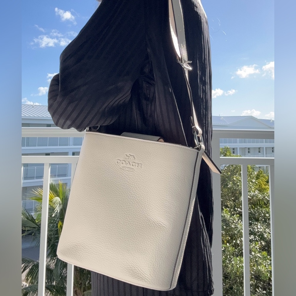 Coach Cream Leather Crossbody Bag NEW - Picture 9 of 9